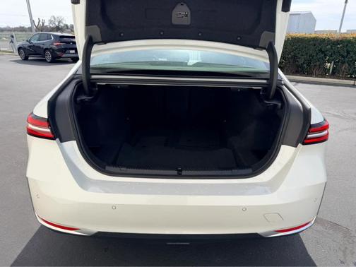 2025 BMW 530 i xDrive