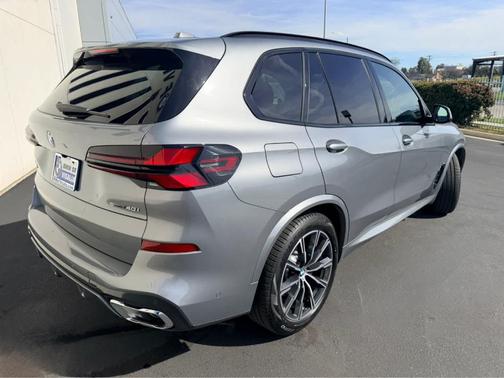 2026 BMW X5 sDrive40i