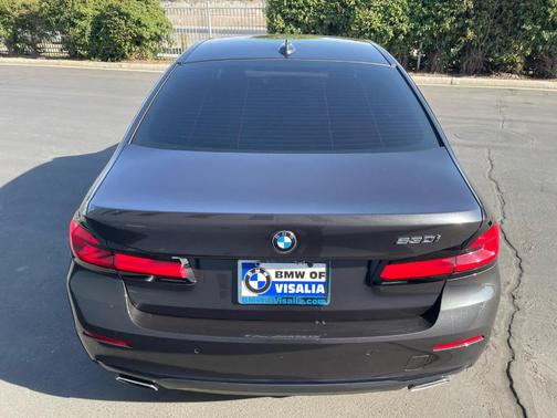 2022 BMW 530 i
