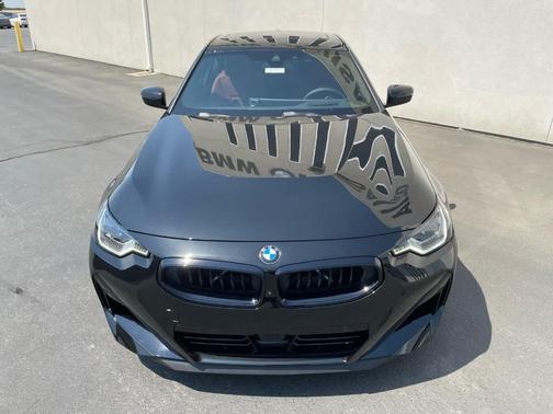 2025 BMW 230 i xDrive