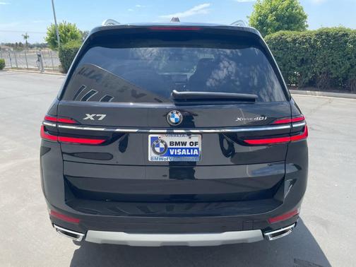 2026 BMW X7 xDrive40i