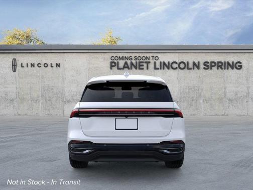 White Platinum Metallic Tri-Coat 2026 Lincoln Nautilus Premiere