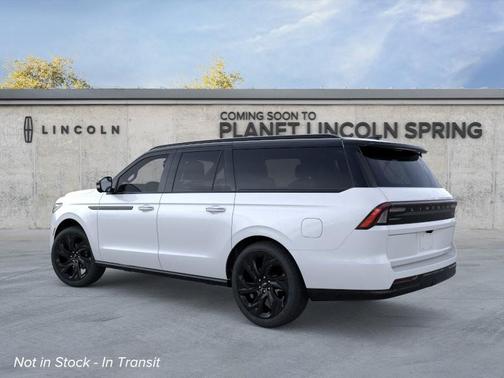 Crystal White Metallic Clearcoat 2026 Lincoln Navigator Black Label