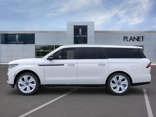 2025 Lincoln Navigator Black Label