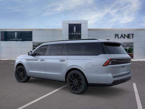 2025 Lincoln Navigator Reserve