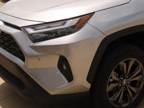 2025 Toyota RAV4 Hybrid XLE Premium