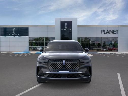 Infinite Black Metallic Clearcoat 2026 Lincoln Nautilus Premiere