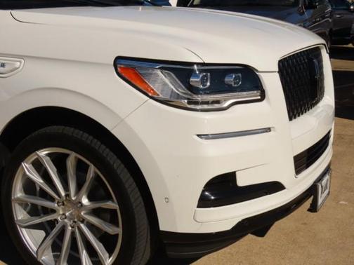 2022 Lincoln Navigator Black Label