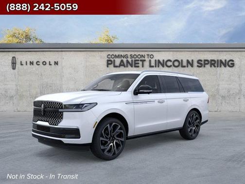 Pristine White Metallic Tri-Coat 2026 Lincoln Navigator Reserve