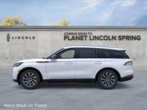 Pristine White Metallic Tri-Coat 2026 Lincoln Aviator Premiere