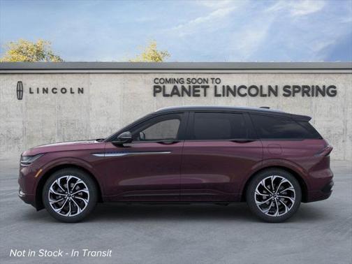 2025 Lincoln Nautilus Reserve