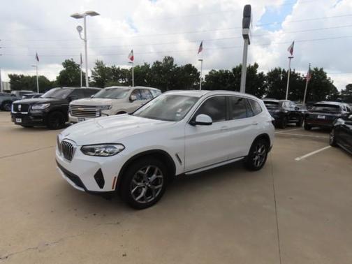 Mineral White Metallic 2023 BMW X3 sDrive30i