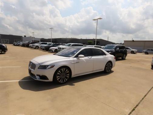 2018 Lincoln Continental Reserve