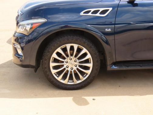 2016 INFINITI QX80 Base