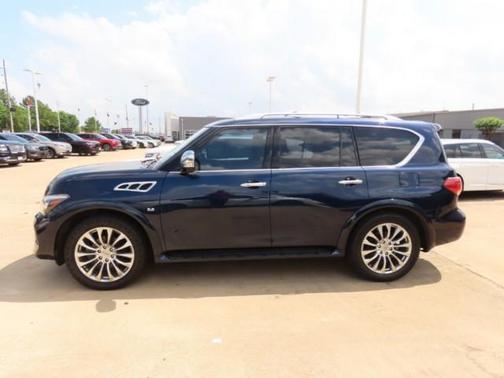 2016 INFINITI QX80 Base