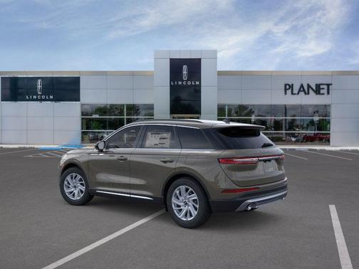 2026 Lincoln Corsair Premiere