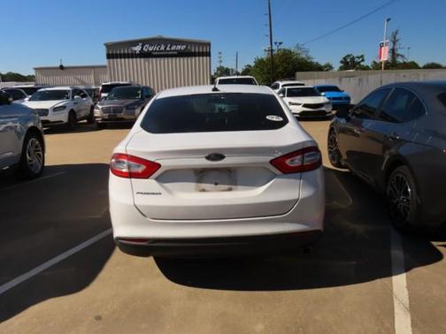 2014 Ford Fusion S