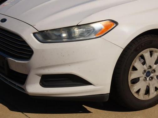 2014 Ford Fusion S