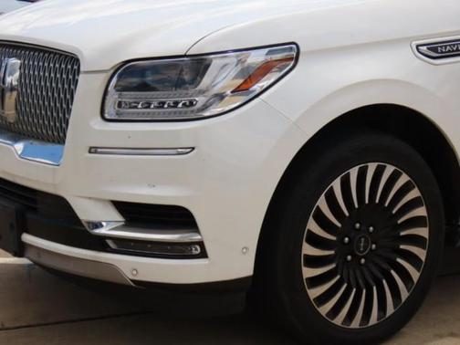2020 Lincoln Navigator Black Label