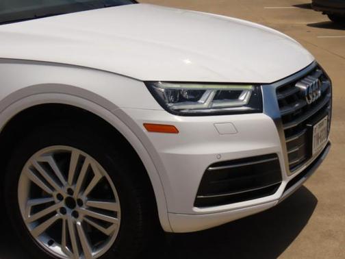 2019 Audi Q5 2.0T Premium Plus