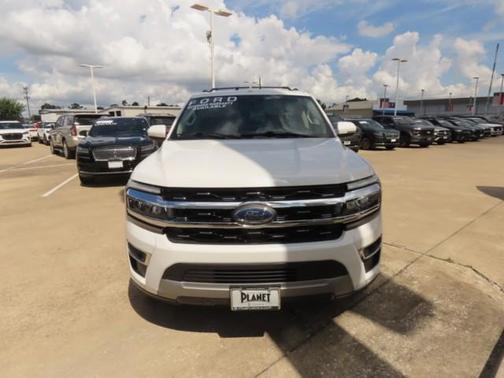 Star White Metallic Tri-Coat 2022 Ford Expedition Max Limited