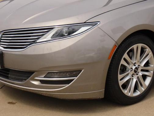 2016 Lincoln MKZ Base