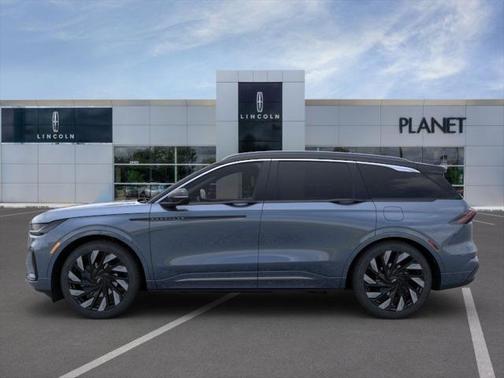 2025 Lincoln Nautilus Black Label