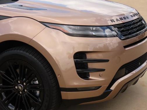 2024 Land Rover Range Rover Evoque Dynamic SE