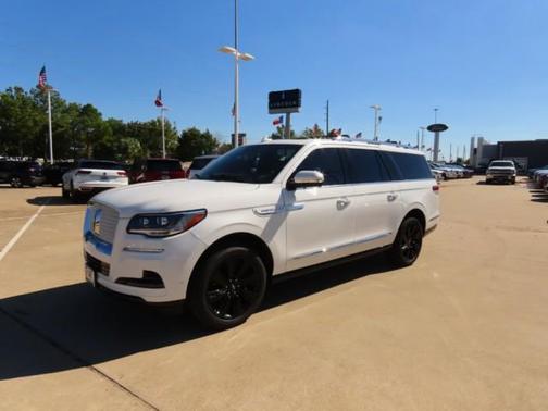 2023 Lincoln Navigator Reserve