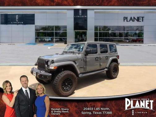 2023 Jeep Wrangler 4-Door Sahara Altitude 4x4