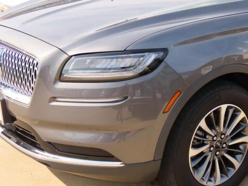 2022 Lincoln Nautilus Standard