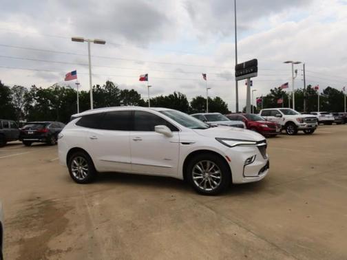 2022 Buick Enclave FWD Avenir