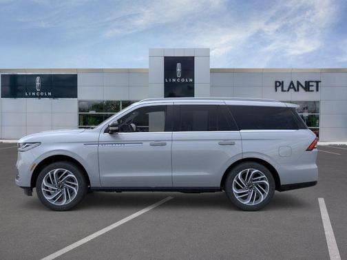 2025 Lincoln Navigator Reserve