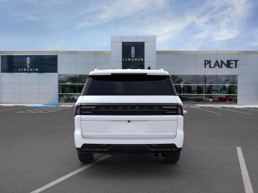 2025 Lincoln Navigator Black Label