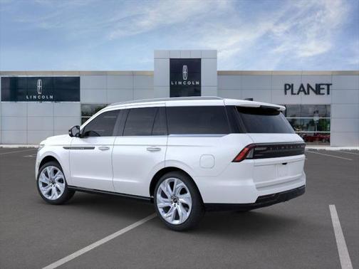 2025 Lincoln Navigator Black Label
