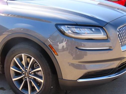 2022 Lincoln Nautilus Standard