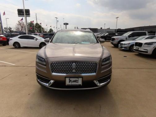 2019 Lincoln Nautilus Reserve