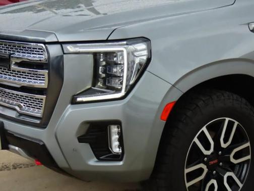 2023 GMC Yukon 4WD AT4