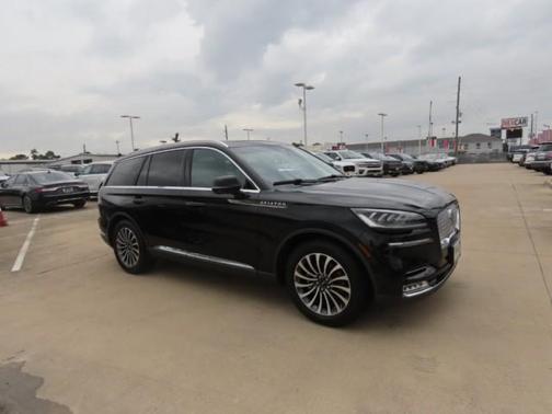 Infinite Black Metallic 2020 Lincoln Aviator Reserve