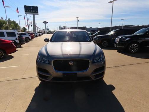 2020 Jaguar F-PACE Premium P250 AWD Automatic