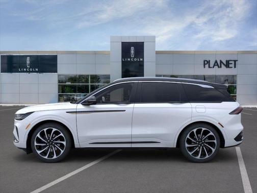 2025 Lincoln Nautilus Black Label