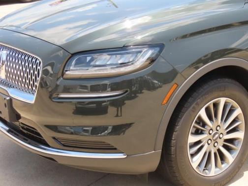 Gilded Green Metallic Clearcoat 2022 Lincoln Nautilus Standard
