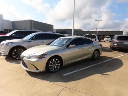 2019 Lexus ES 350 Base