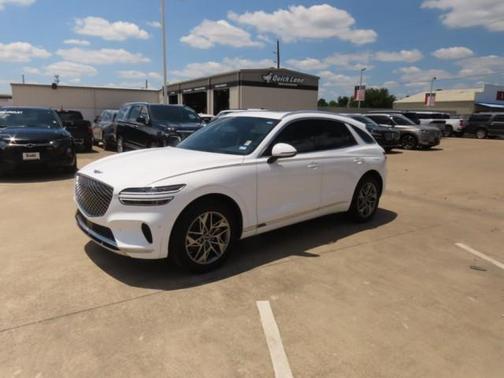 Alta White 2023 Genesis GV70 2.5T AWD