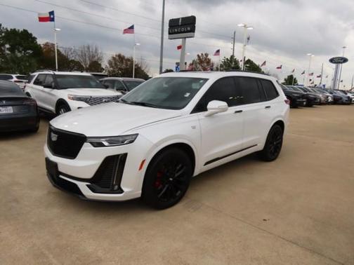 2023 Cadillac XT6 Premium Luxury FWD