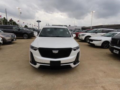 2023 Cadillac XT6 Premium Luxury FWD