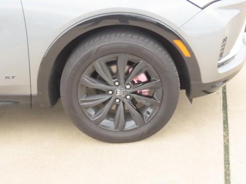 Moonstone Gray Metallic 2025 Buick Envista Sport Touring FWD