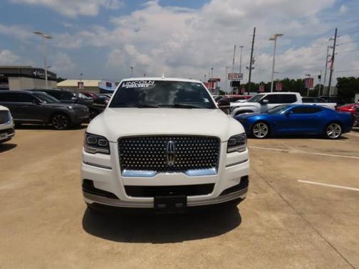 2022 Lincoln Navigator Reserve