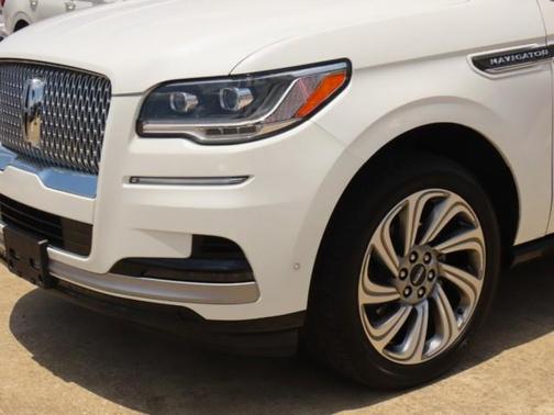 2022 Lincoln Navigator Reserve