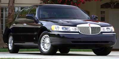 2000 Lincoln Town Car Signature
